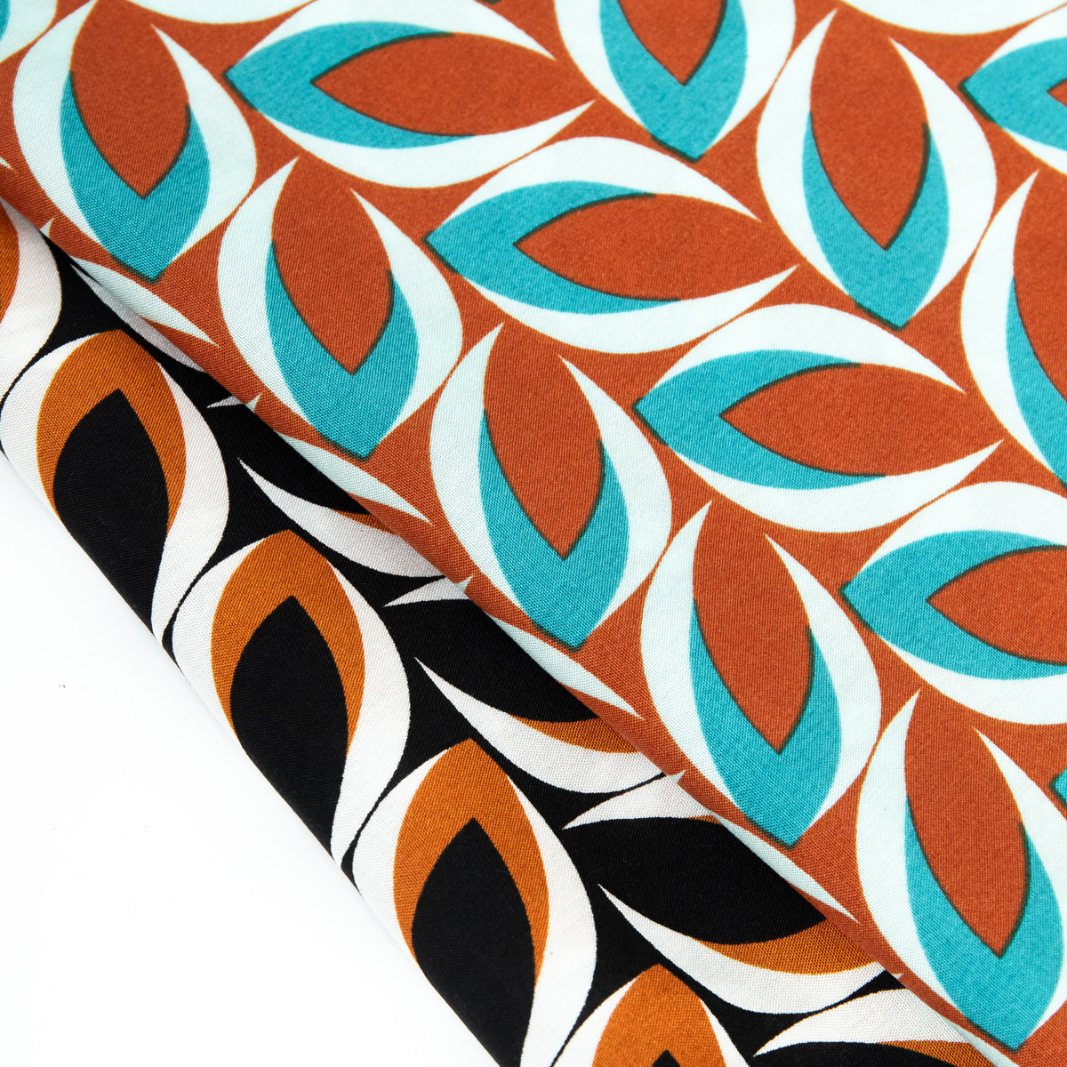 картинка Ткань Capriccio GN 6236-02/145 105gr D штапель принт от магазина Одежда+