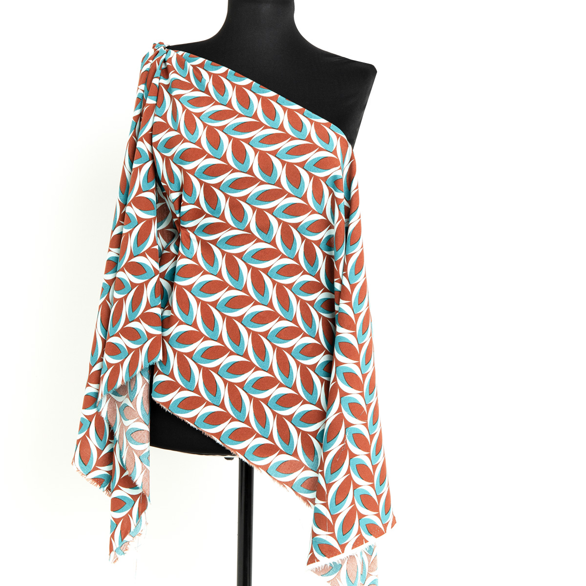 картинка Ткань Capriccio GN 6236-01/145 105gr D штапель принт от магазина Одежда+