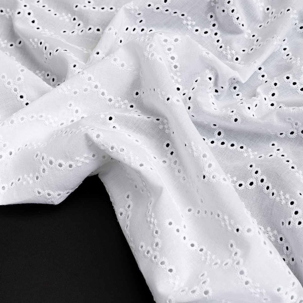 картинка Ткань Capriccio HX 11-5C-01/130 B ришелье от магазина Одежда+