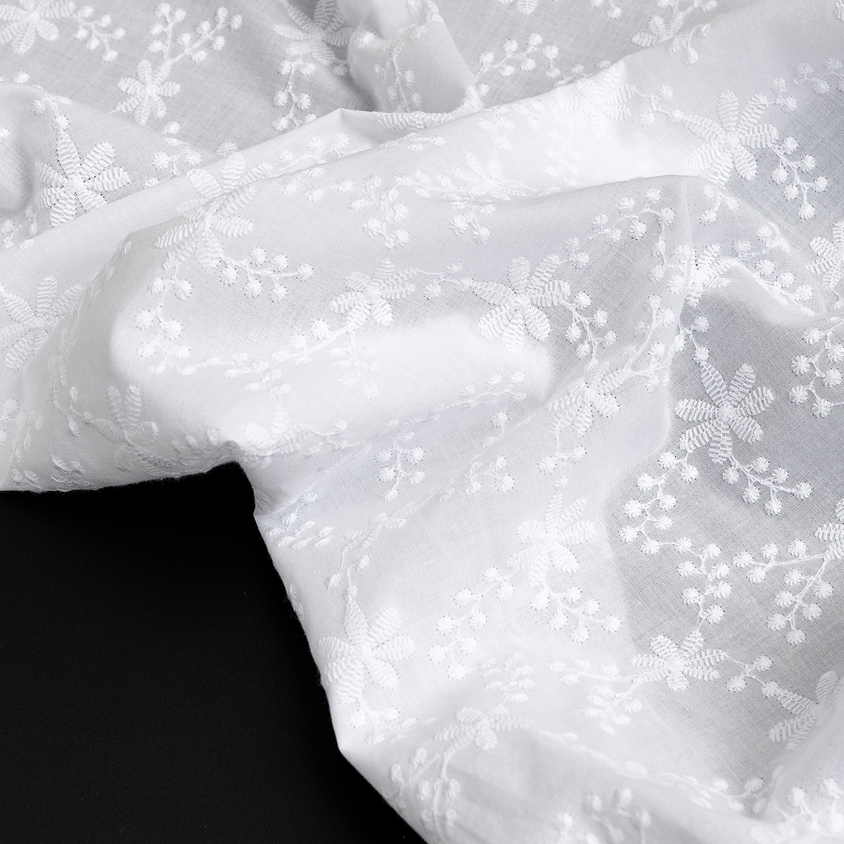 картинка Ткань Capriccio HX MBX-39-01/130 B ришелье от магазина Одежда+