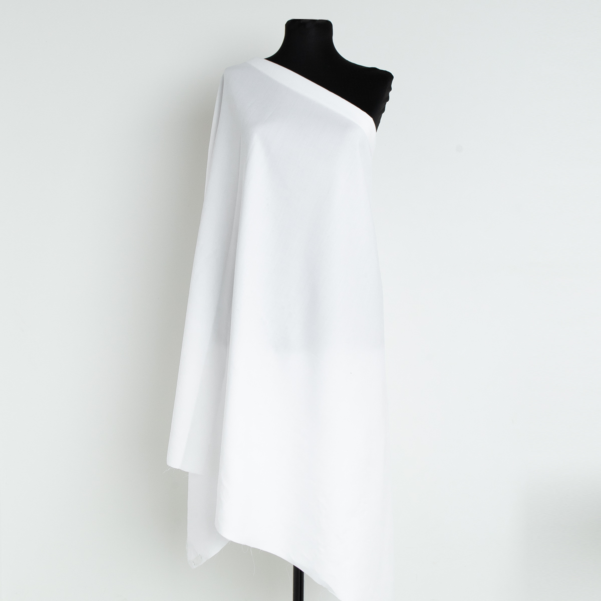 картинка Ткань Capriccio LY 193019-02/150 165gr D тенсель от магазина Одежда+