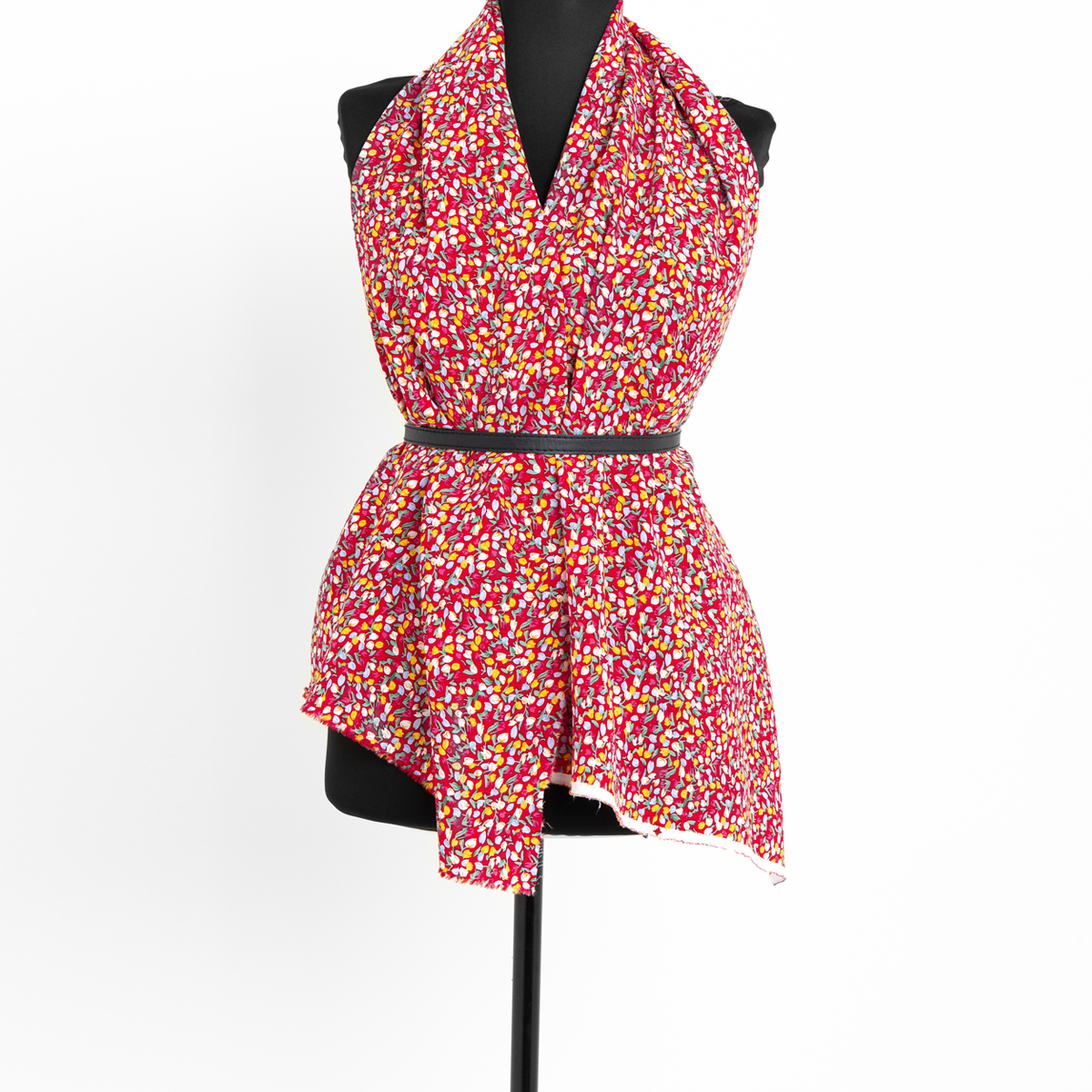 картинка Ткань Capriccio LH 300-05/145 105gr D штапель принт от магазина Одежда+